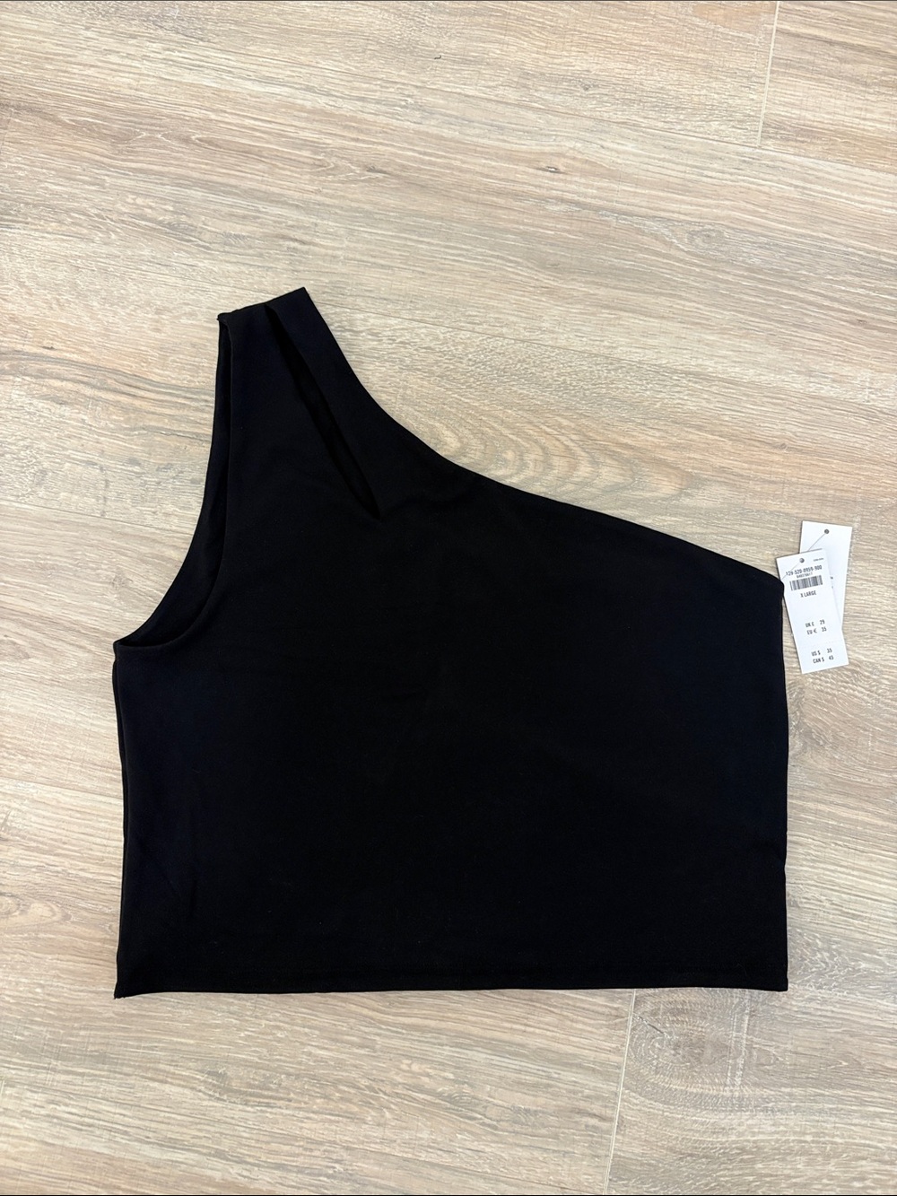 Abercrombie & Fitch Black One-Shoulder Asymmetric Crop Top